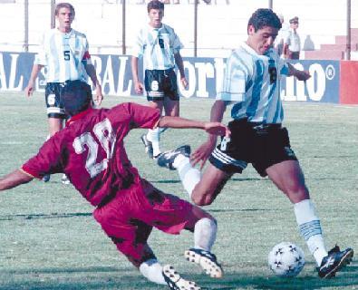 Riquelme foi o melhor em 1998
