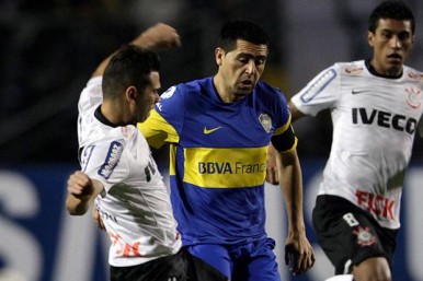 Boca e Corinthians se enfrentaram na final da Libertadores de 2012