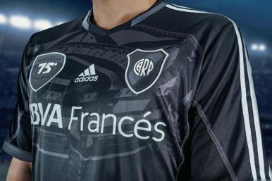 Camiseta comemorativa do River