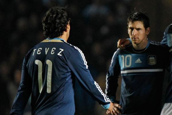 Último ato de Tévez com a Seleção Argentina: perdeu um pênalti na Copa América 2011 e desde então não jogou pela Albiceleste