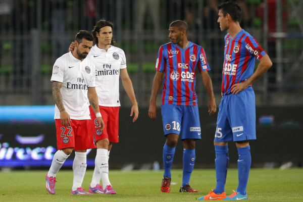 Paris St Germain's Ezequiel Lavezzi is substituted after he was injured during their French Ligue 1 soccer match against Caen at the Michel d'Ordano stadium in Caen