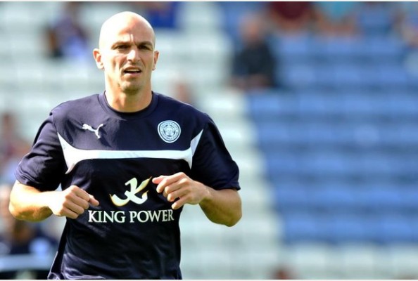 SPORT - Football - Leicester City V Arsenal at The King Power Stadium, Leicester... City's new signing Esteban Cambiasso, substituteReporter - James Sharpe / Rob Tanner PICTURE WILL JOHNSTON