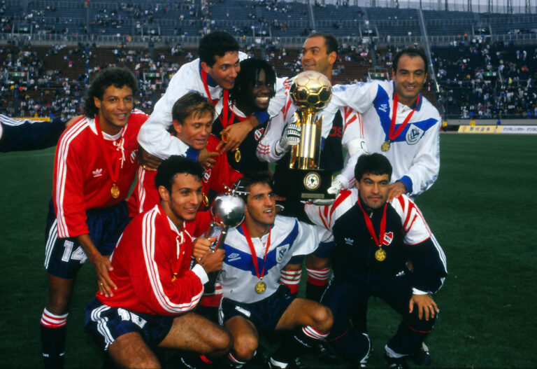 Clubes e Títulos