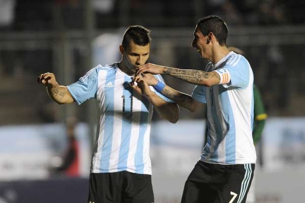 Aguero e Di Maria, destaques da Argentina na goleada sobre a Bolivia. Foto Ole