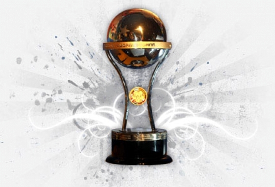 Copa_Sul_americana_560_trofeu