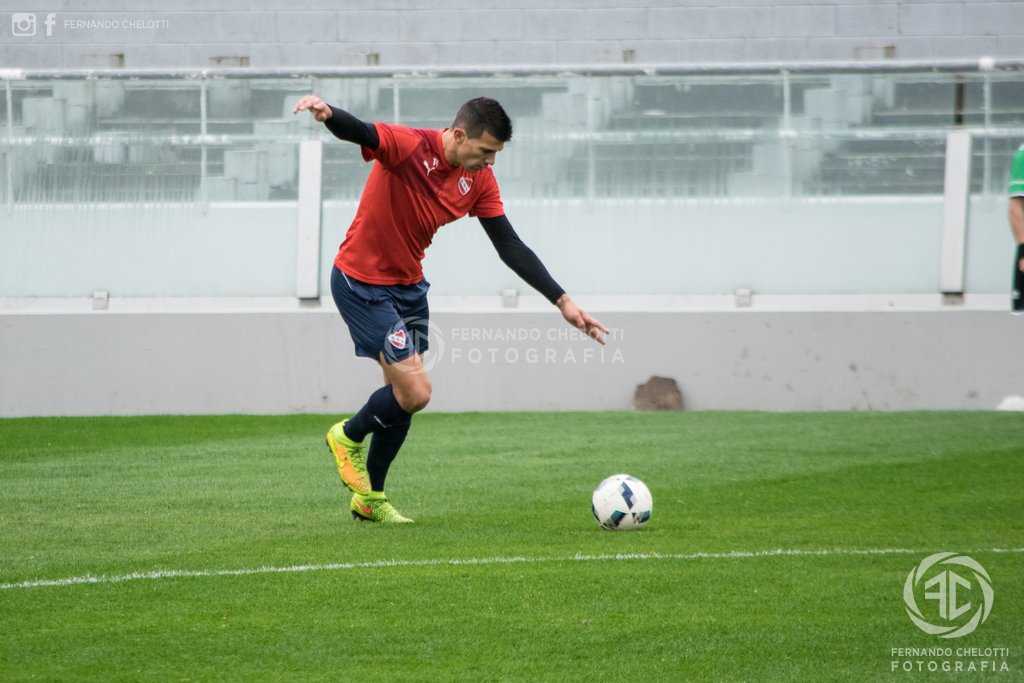 Victor Cuesta, que esteve na Copa América Centenário, participou do amistoso.