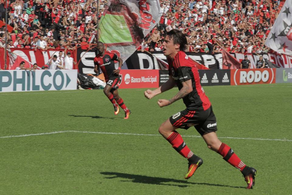 Formica levou os rojinegros ao delírio em jogo sem nenhum encanto