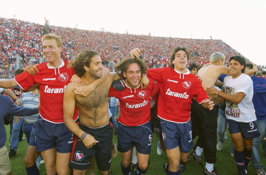 20 anos do último título nacional de um gigante: como o Independiente  demoliu o Apertura 2002