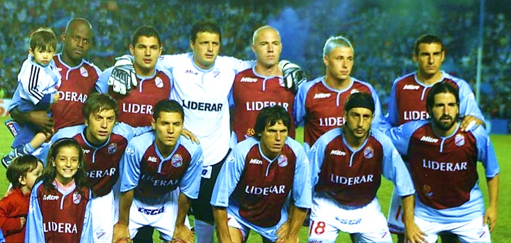 Arsenal de Sarandi Home camisa de futebol 2001 - 2002.