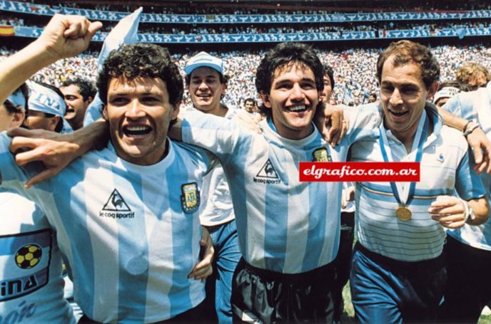 1983 Jorge Burruchaga, Enzo Trossero, Enrique Bochini - Copa Libertadores  de America